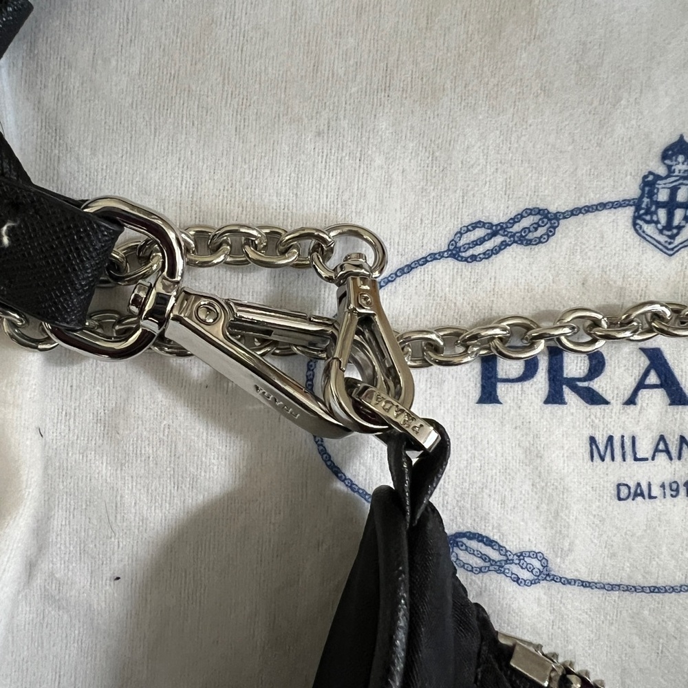 Prada gate Nylon bag - Picture 3 of 3